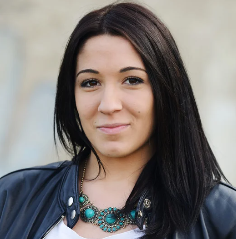 <em>Isabela P.</em>